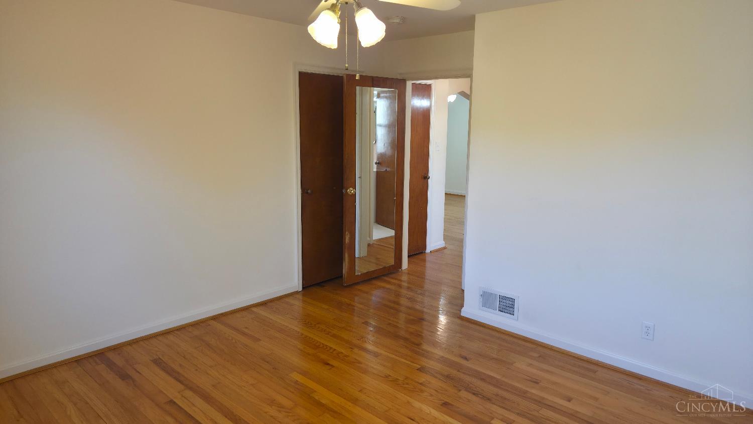 8240 Camargo Road Madeira, OH 45243 - Photo 19 of 32