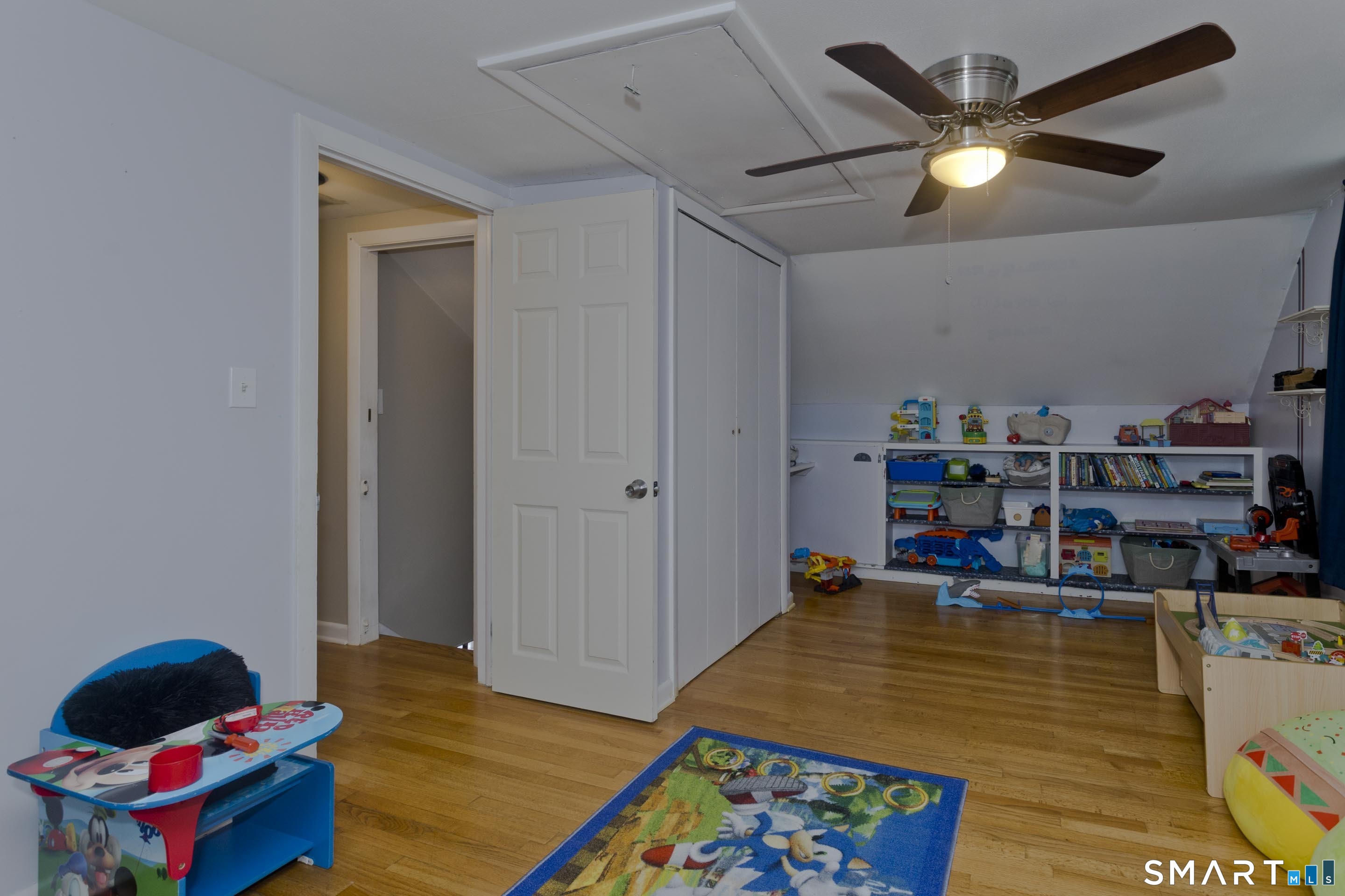 309 South Elm Street Windsor Locks, CT 06096 - Photo 22 of 38 a living room with lots of furniture and a rug