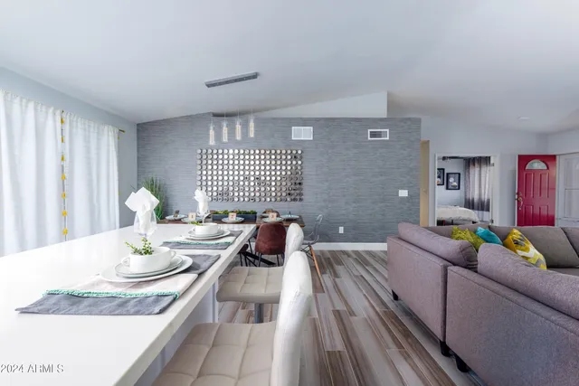 $6,495 | 6915 East Sandra Terrace, Scottsdale, AZ 85254