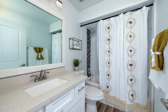 $6,495 | 6915 East Sandra Terrace, Scottsdale, AZ 85254