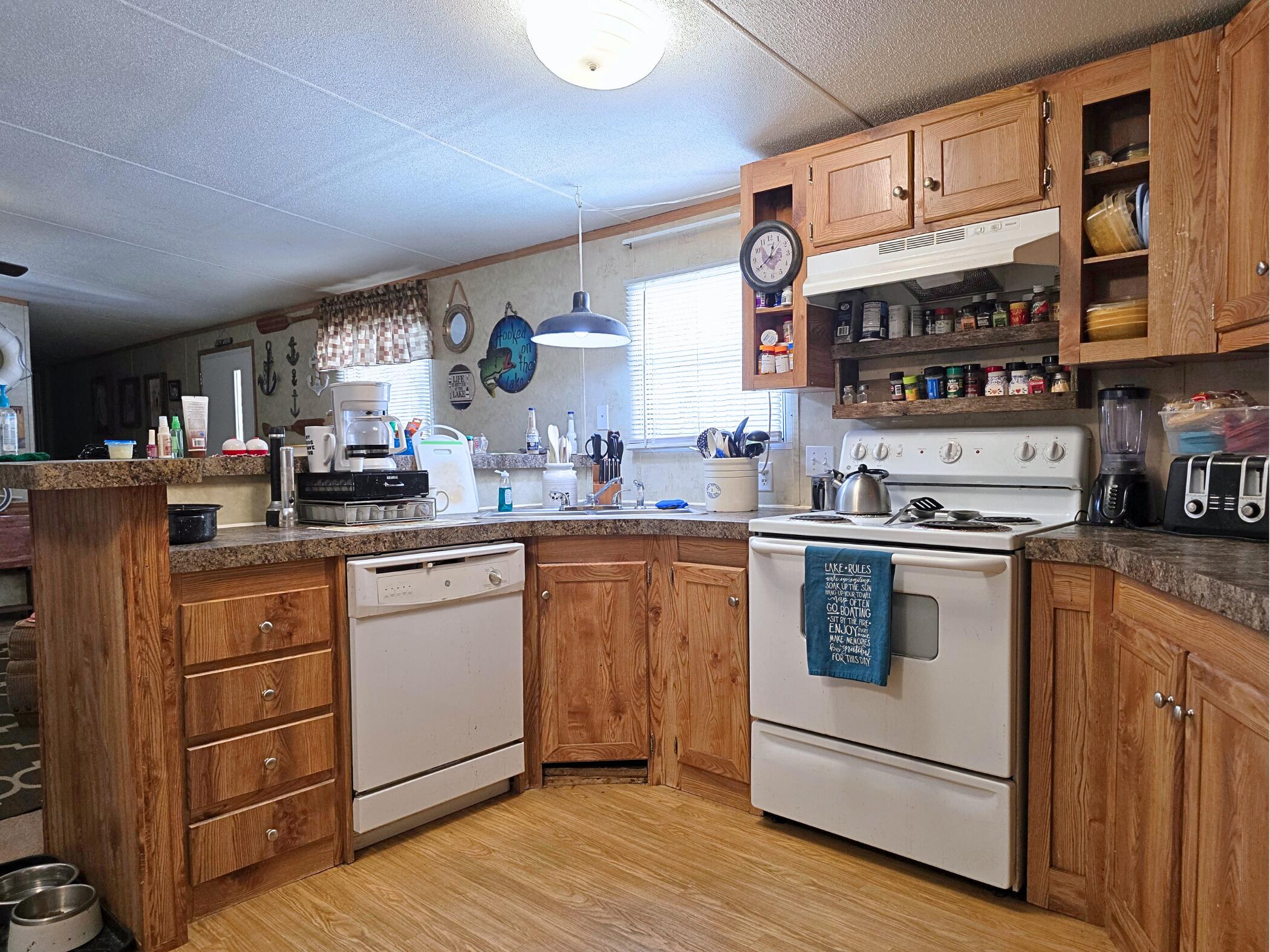 25360 South 607 Road Grove, OK 74344 - Photo 16 of 30 16