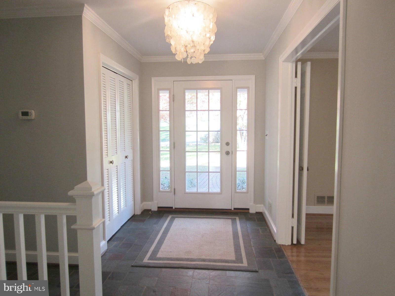 7325 Churchill Road McLean, VA 22101 - Photo 11 of 30 Interior (General)