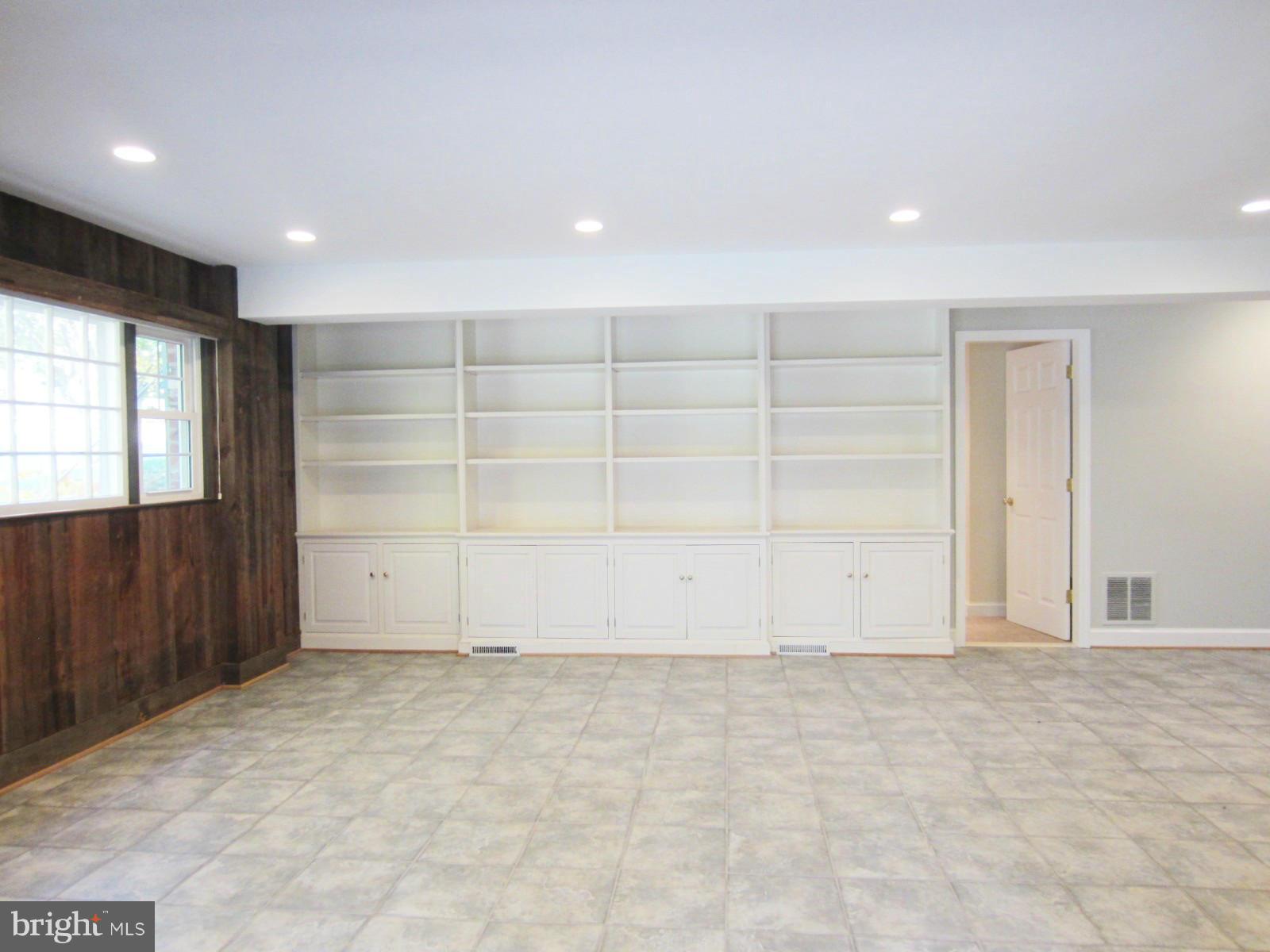 7325 Churchill Road McLean, VA 22101 - Photo 21 of 30 Interior (General)