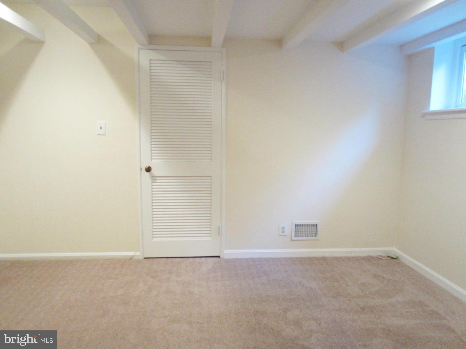 7325 Churchill Road McLean, VA 22101 - Photo 26 of 30 Interior (General)