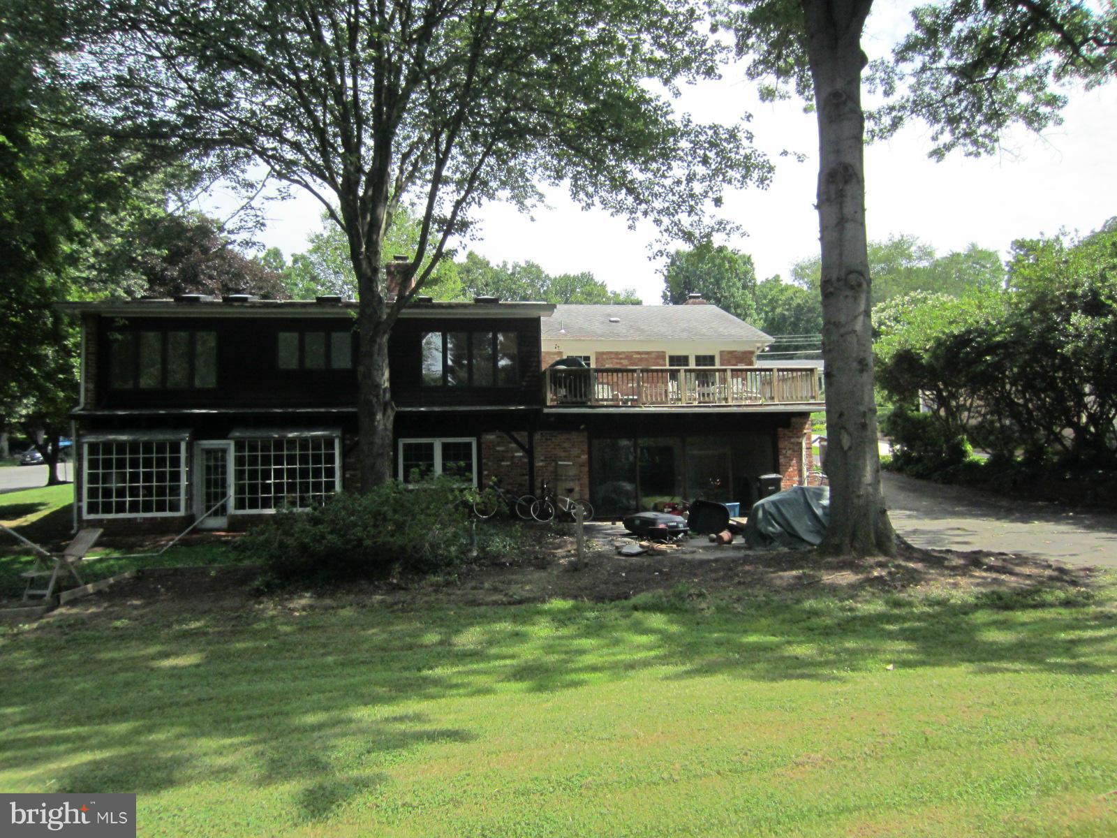 7325 Churchill Road McLean, VA 22101 - Photo 28 of 30 Exterior (Rear)