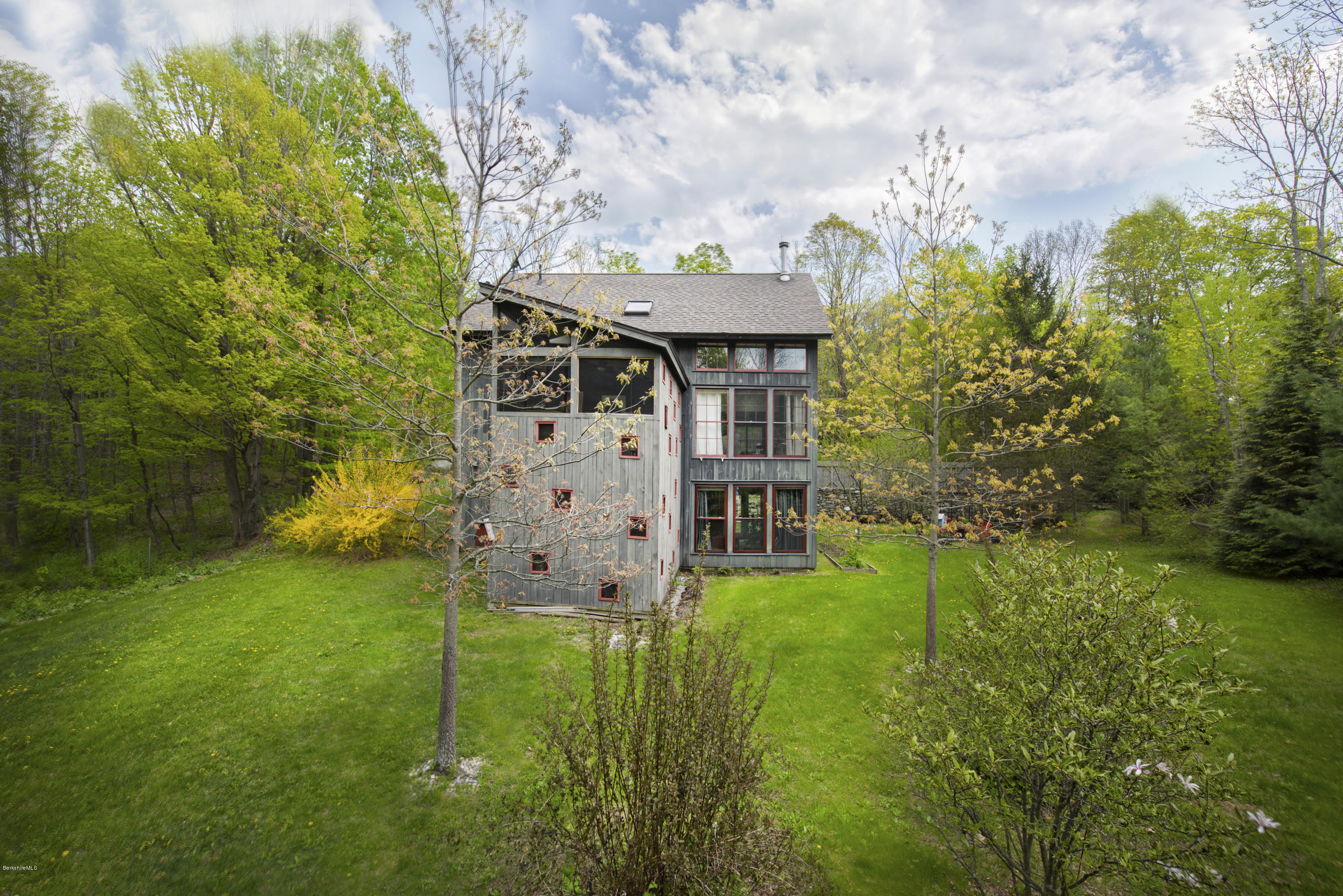 86 Maple Hill Road West Stockbridge, MA 01266 - Photo 2 of 17 a2b