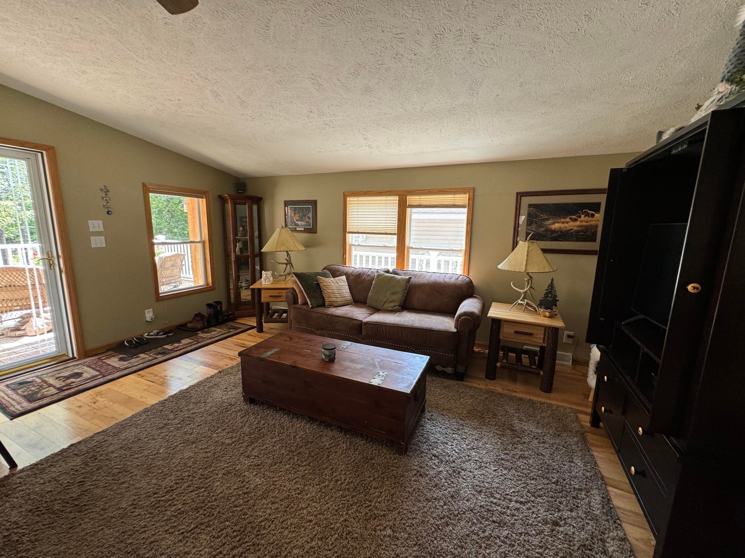 2943 Gaynor Road Cheboygan, MI 49721 - Photo 12 of 42 Gallery Image 12