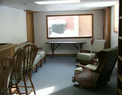 913 Clearfield Road Fenelton, PA 16034 - Photo 4 of 8 Den/Family/Great Room.