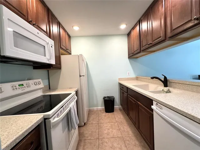 $3,200 | 3545 59th Avenue West, Unit 3545, Bradenton, FL 34210