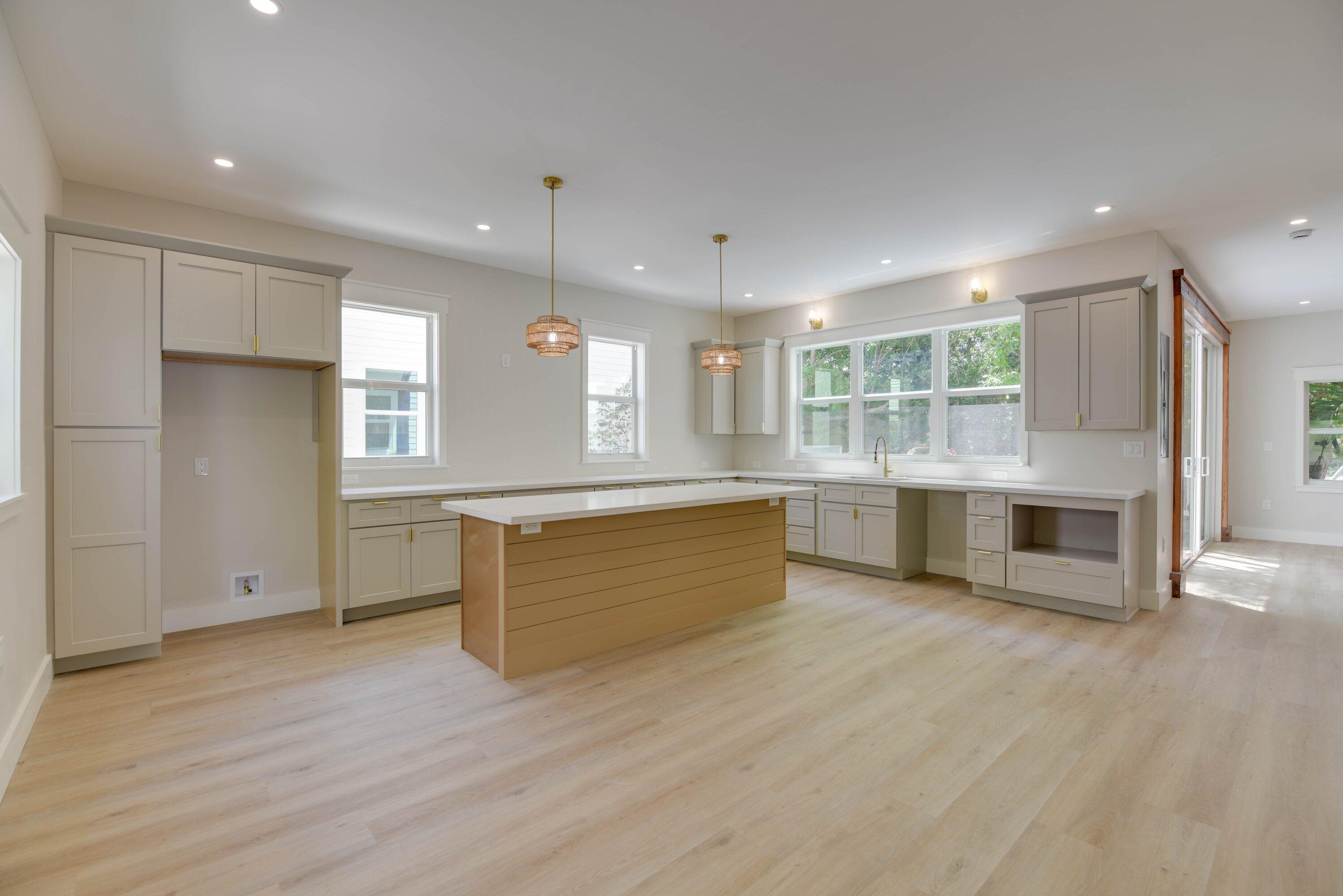 1316 Royal Street, Unit 6 Key West, FL 33040 - Photo 6 of 43 Spacious Kitchen