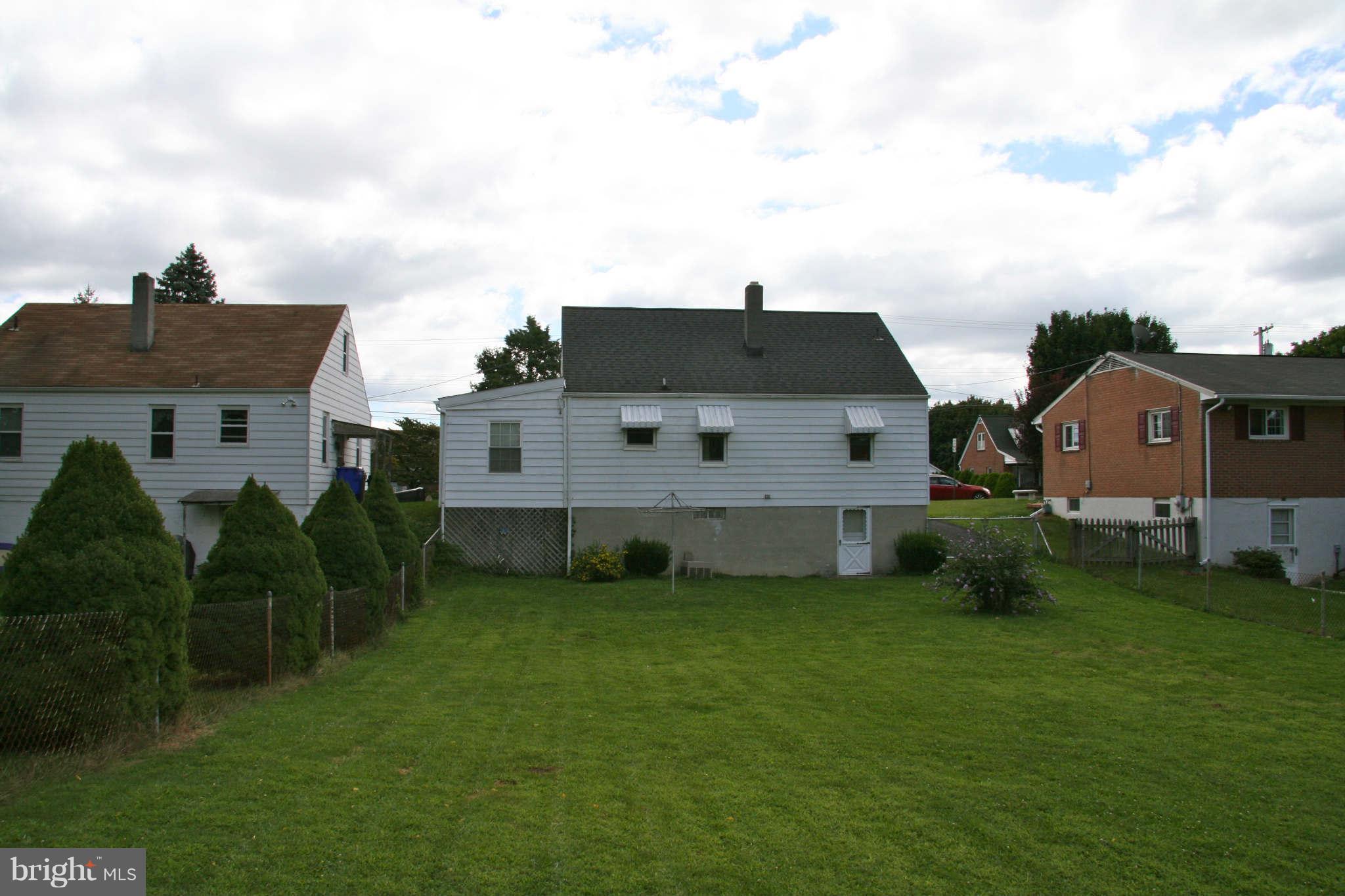 361 Nottingham Road Hagerstown, MD 21740 - Photo 5 of 16 a aerial view of a house next to a yard