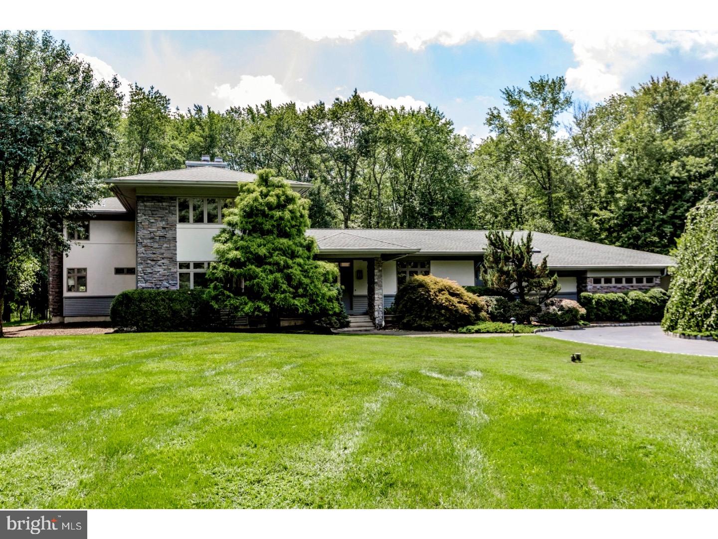 13 Benedek Road Princeton, NJ 08540 - Photo 3 of 25