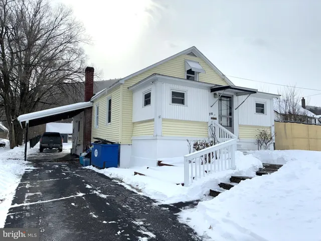 $185,000 | 216 West Church Street, Lock Haven, PA 17745