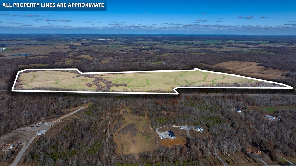 651 Pleasant Valley Road Princeton, KY 42445 - Photo 5 of 8 a view of roof with microwave