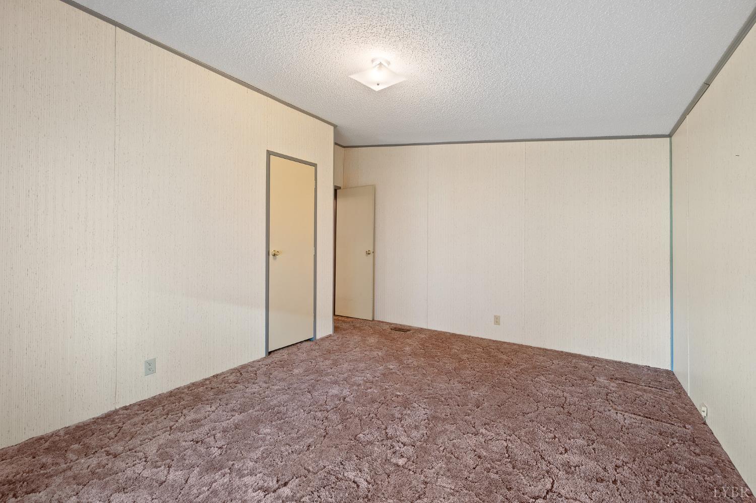 1675 Atkinson Hollow Road Vinton, VA 24179 - Photo 18 of 29