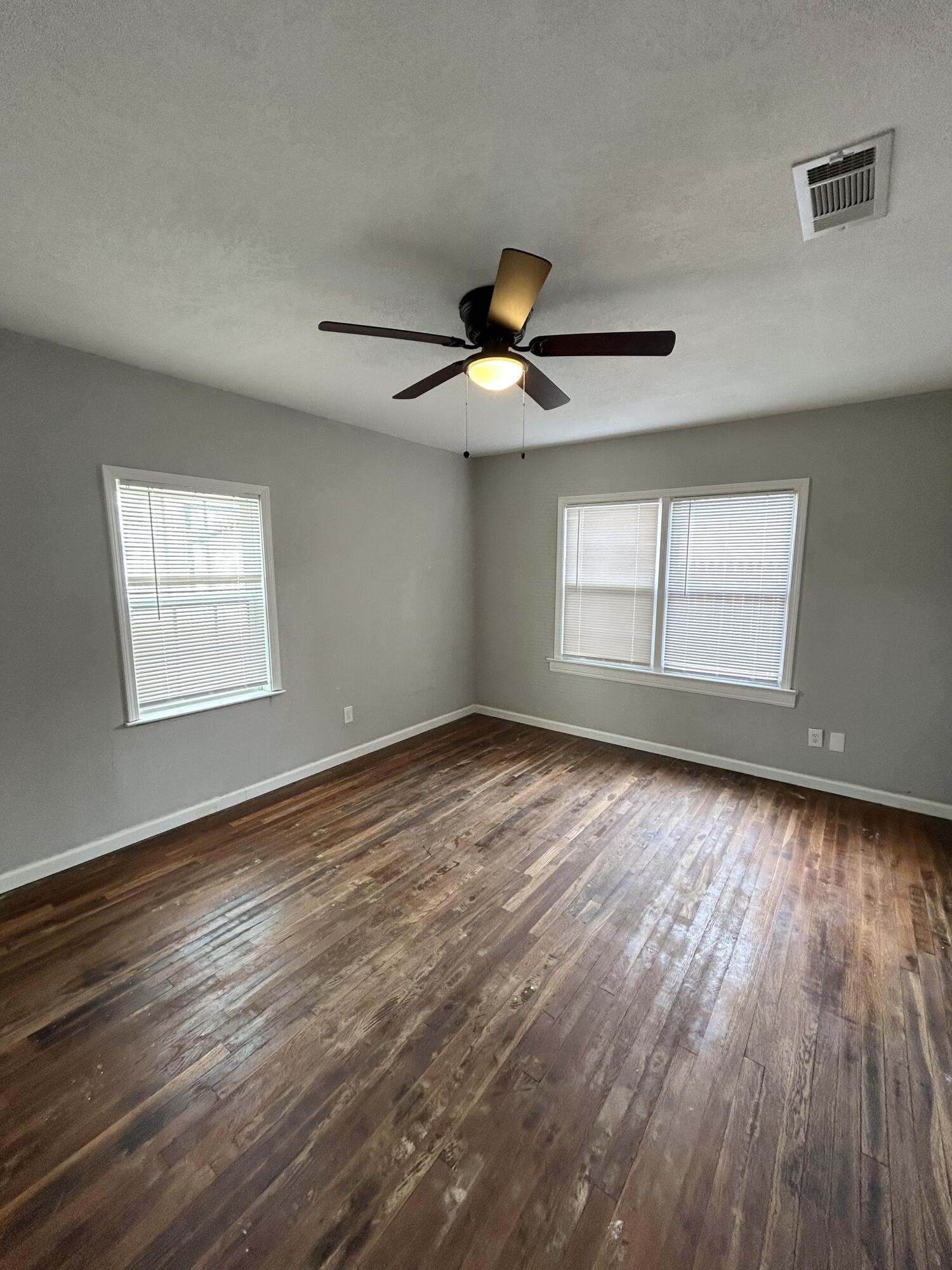 3504 27th Street Lubbock, TX 79410 - Photo 11 of 14 IMG_2316