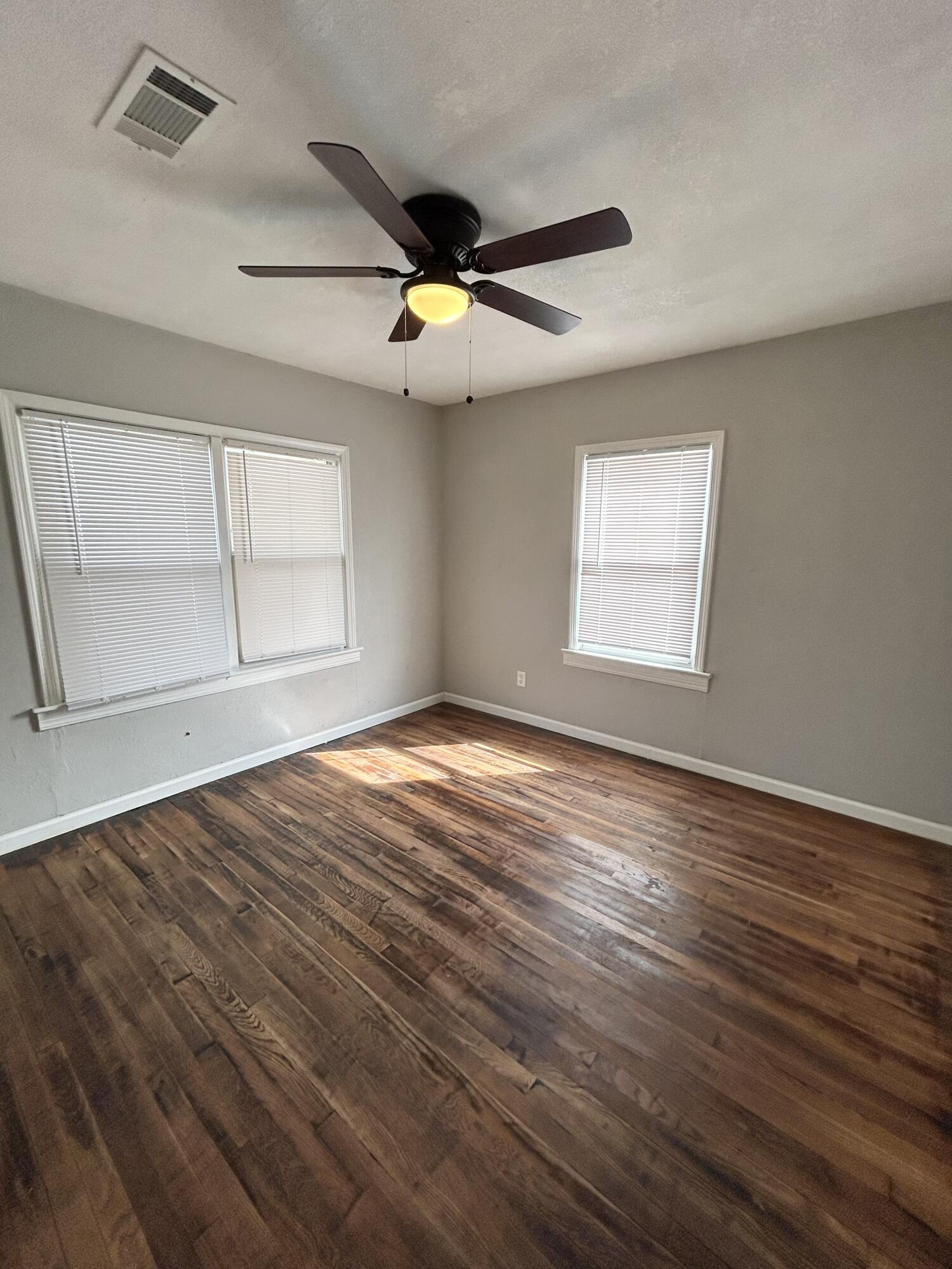 3504 27th Street Lubbock, TX 79410 - Photo 12 of 14 IMG_2319