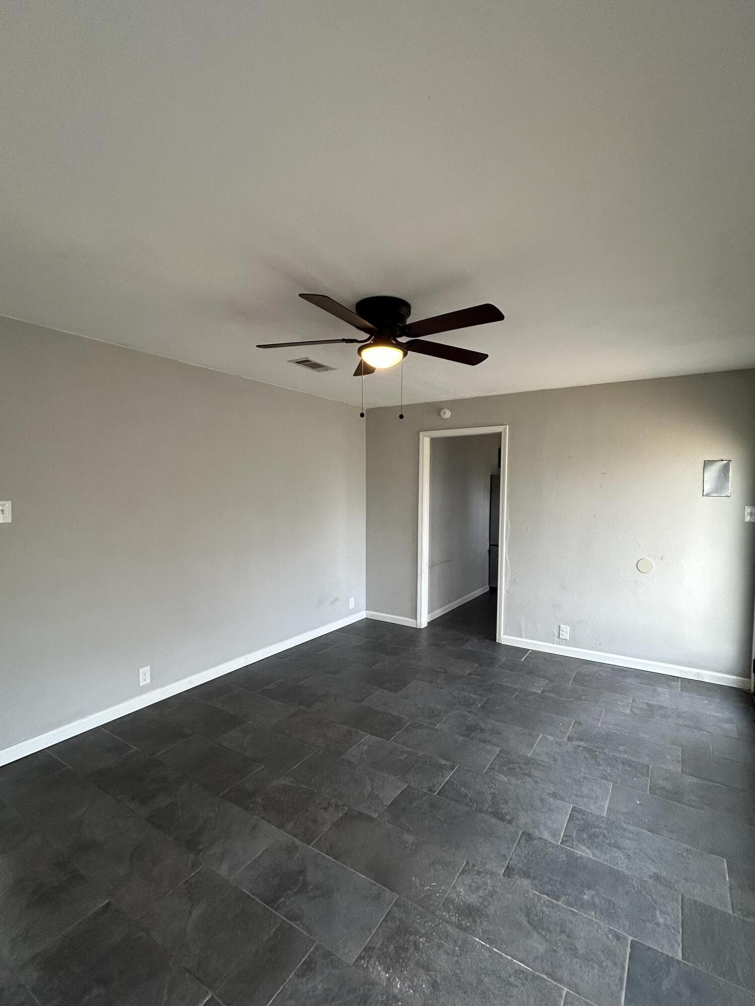 3504 27th Street Lubbock, TX 79410 - Photo 5 of 14 IMG_2313