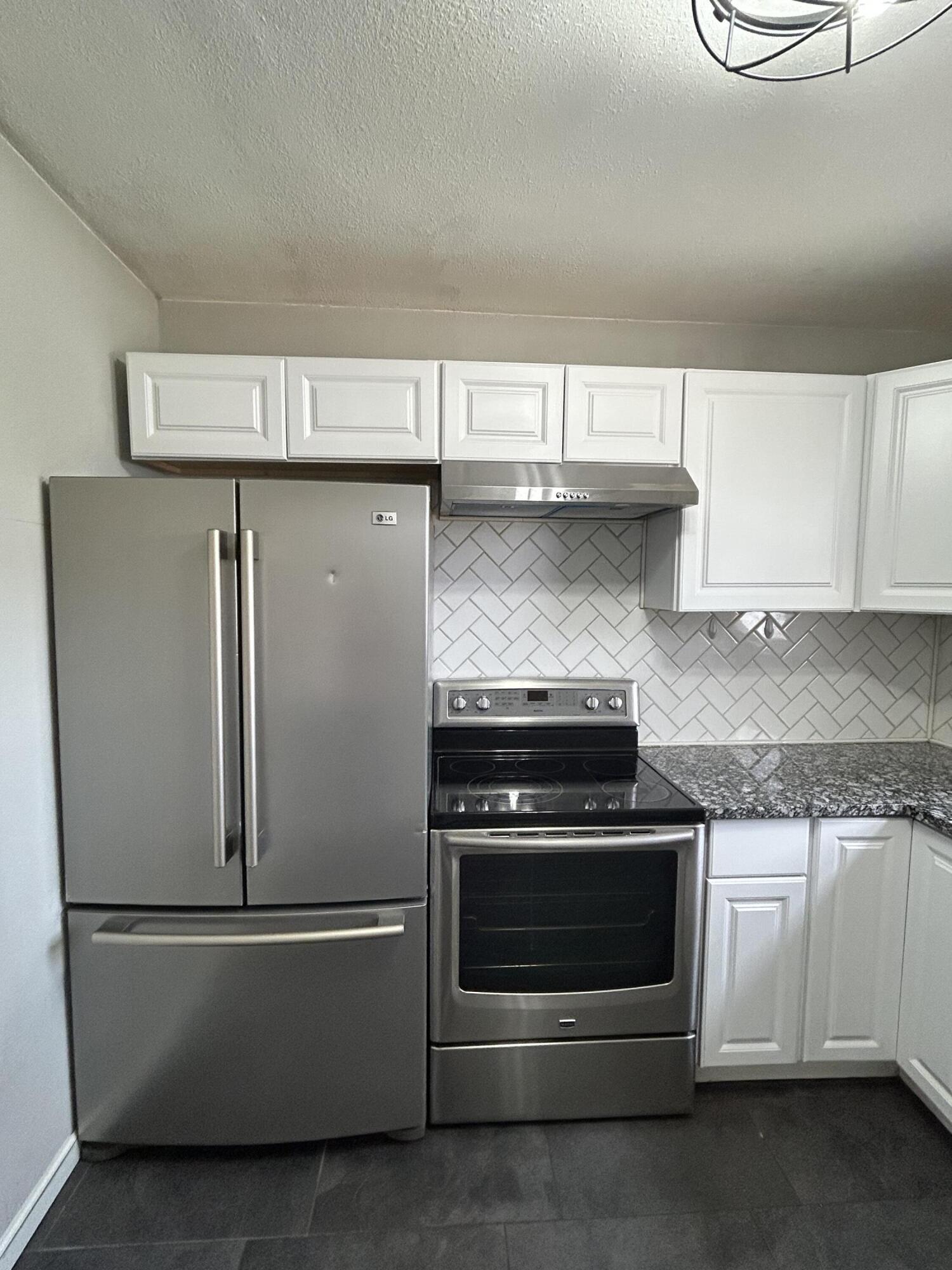 3504 27th Street Lubbock, TX 79410 - Photo 6 of 14 IMG_2315