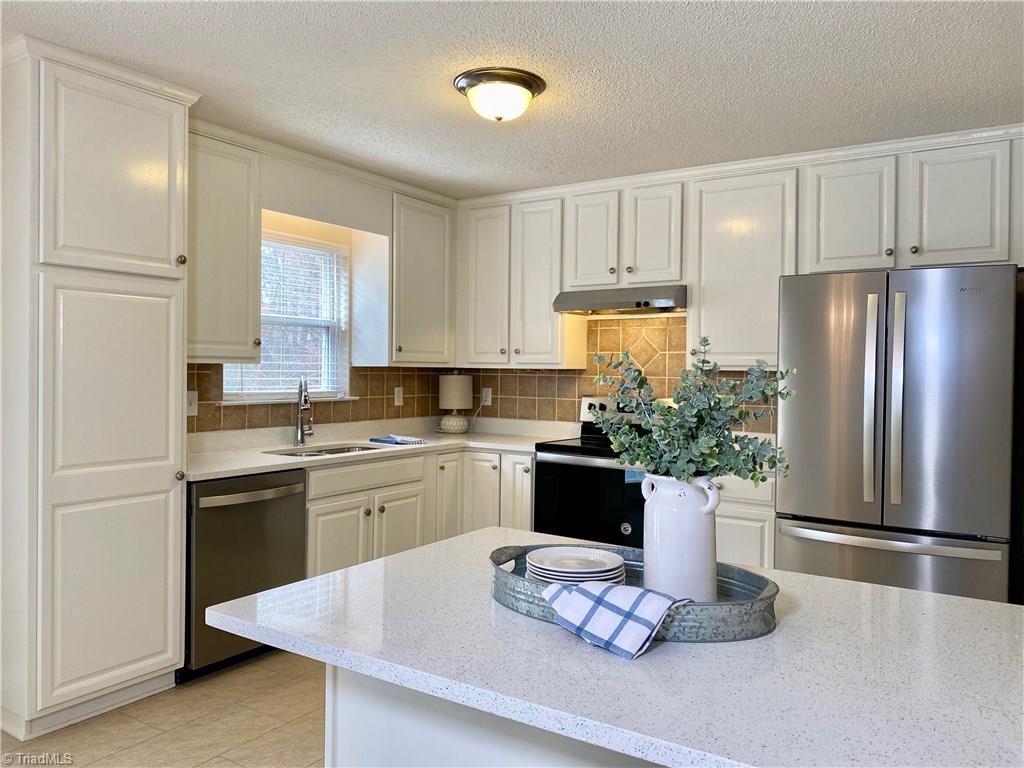 6360 Holder Road Clemmons, NC 27012 - Photo 5 of 26 Gallery Image 5