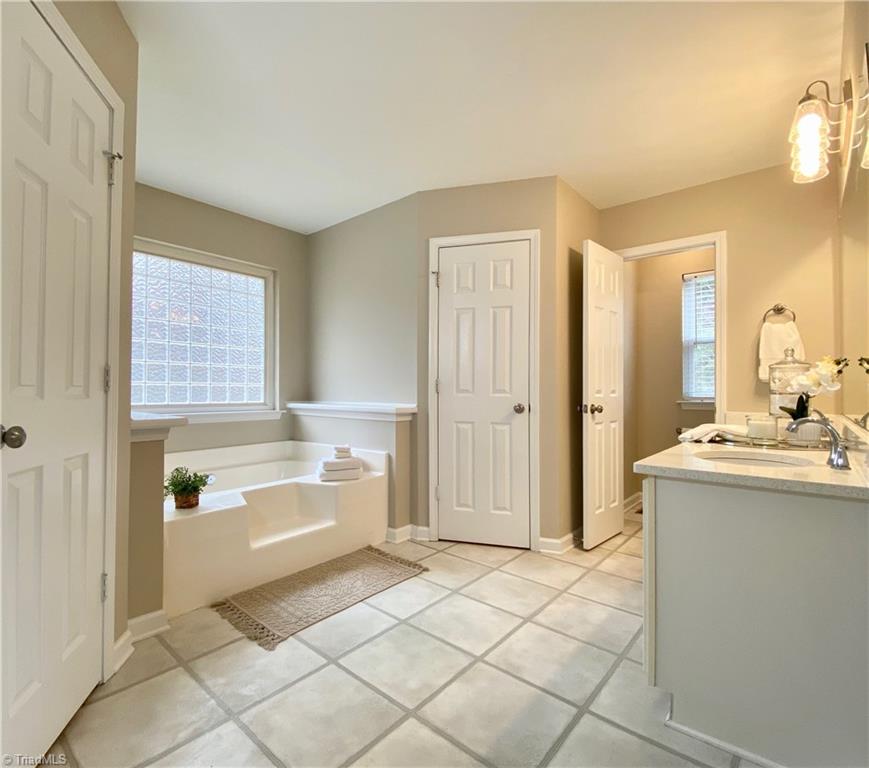 6360 Holder Road Clemmons, NC 27012 - Photo 10 of 26 Gallery Image 10