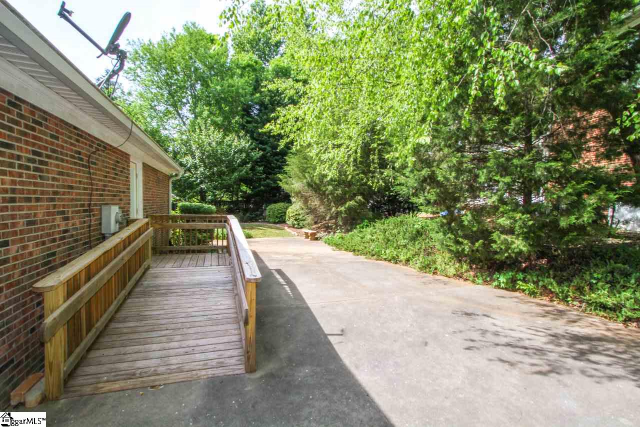 239 Carson Road Easley, SC 29642 - Photo 29 of 36 Gallery Image 29