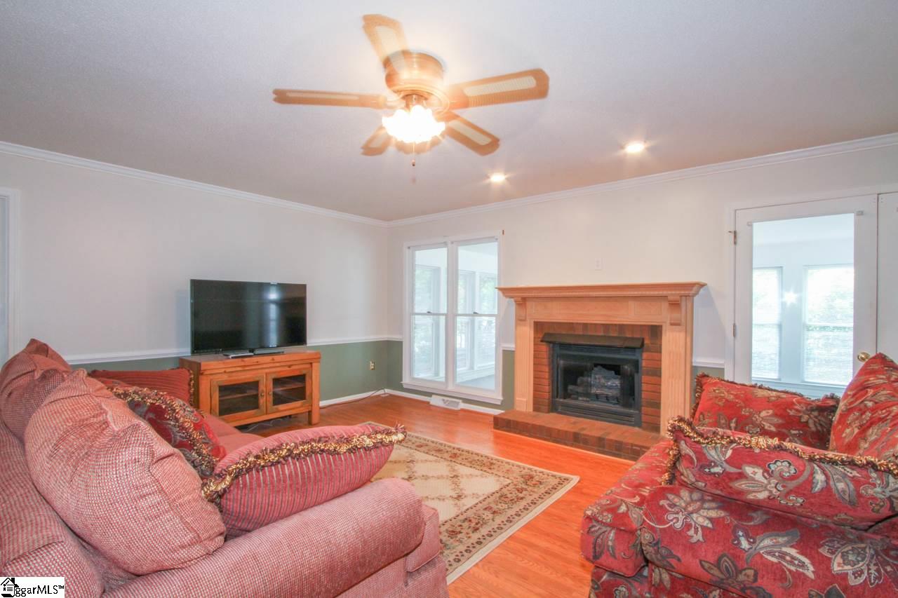 239 Carson Road Easley, SC 29642 - Photo 7 of 36 Gallery Image 7