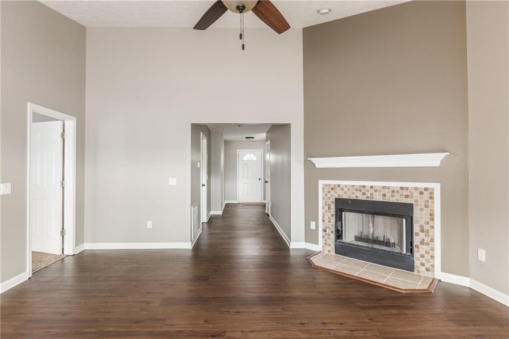 14902 Oak Road Carmel, IN 46033 - Photo 4 of 20