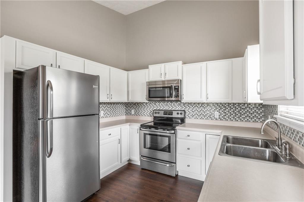 14902 Oak Road Carmel, IN 46033 - Photo 8 of 20