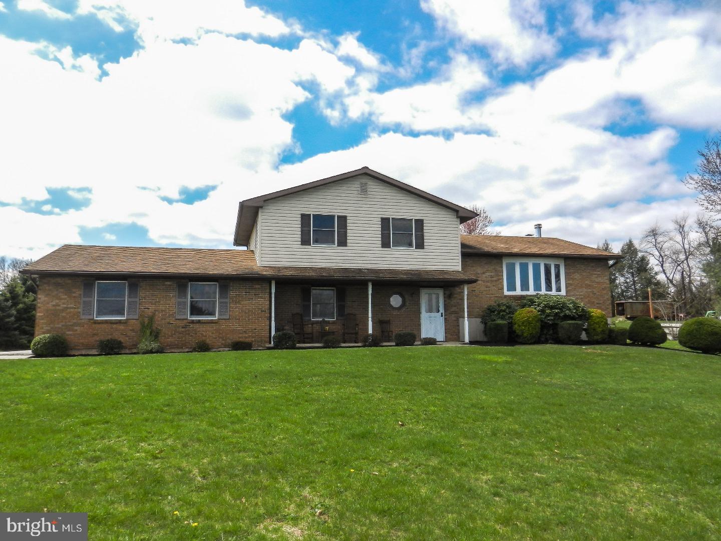 32 Keen Road Spring City, PA 19475 - Photo 1 of 25