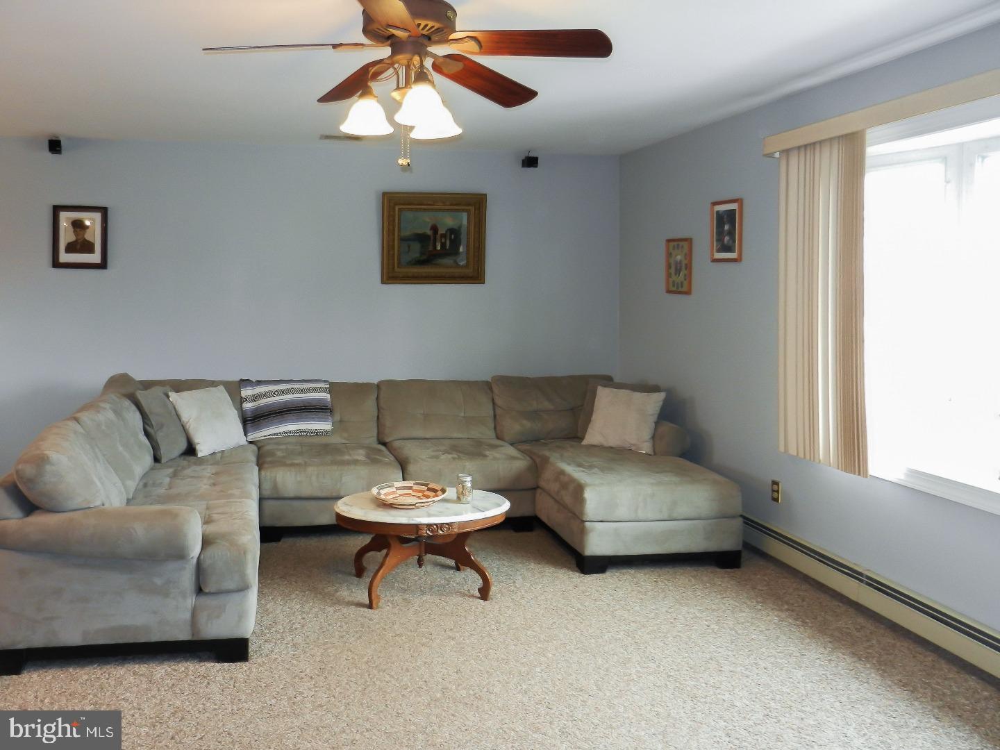 32 Keen Road Spring City, PA 19475 - Photo 2 of 25