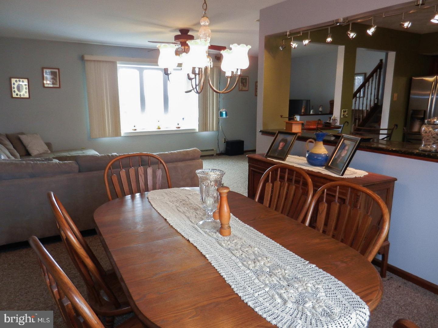 32 Keen Road Spring City, PA 19475 - Photo 4 of 25
