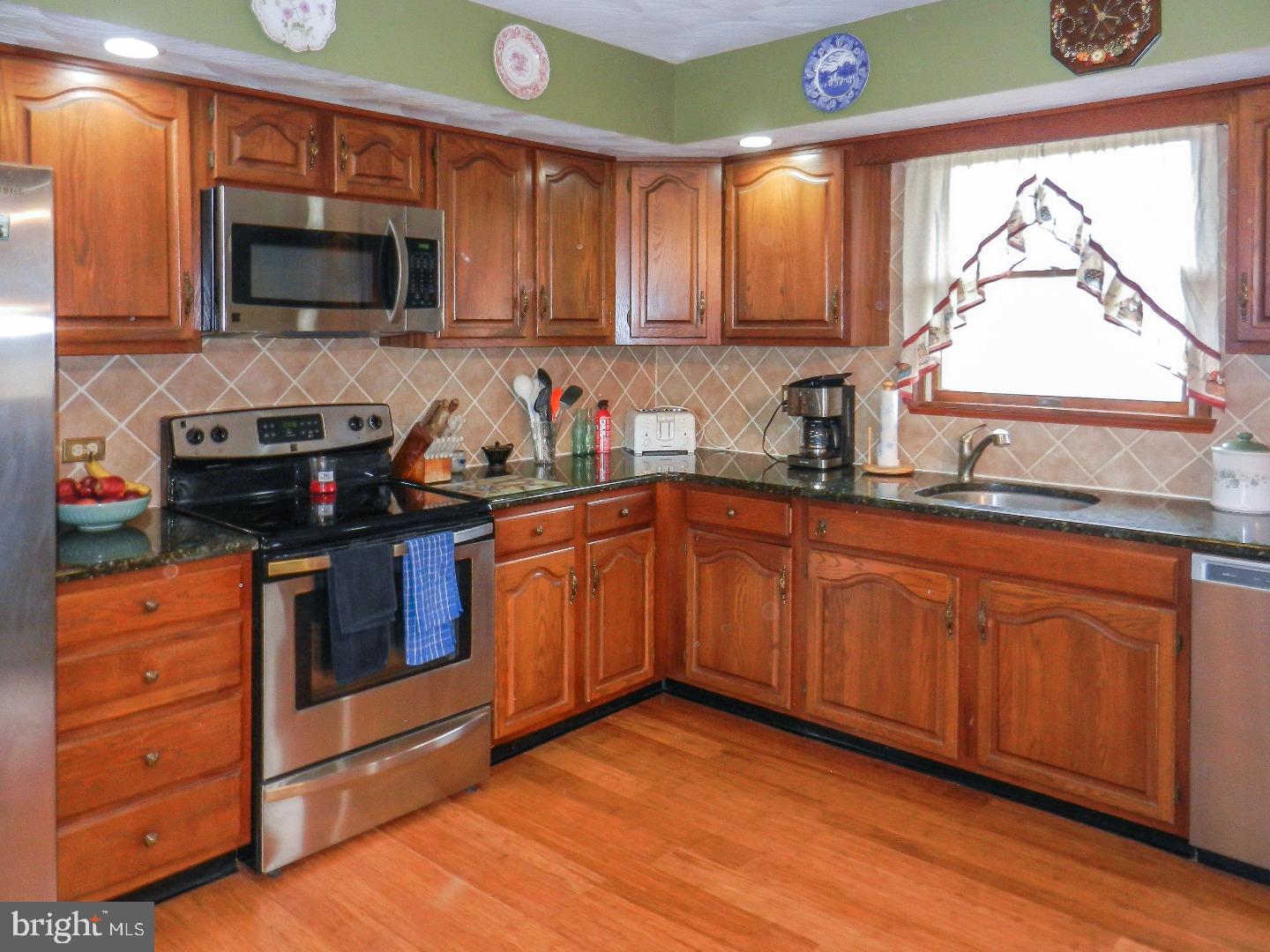 32 Keen Road Spring City, PA 19475 - Photo 7 of 25