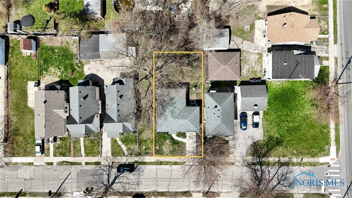 1912 Fairfax Road Toledo, OH 43613 - Photo 3 of 21 Gallery Image 3