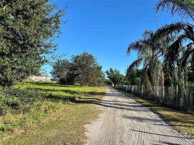 $1,000,000 | South 1st Avenue, Wauchula, FL 33873
