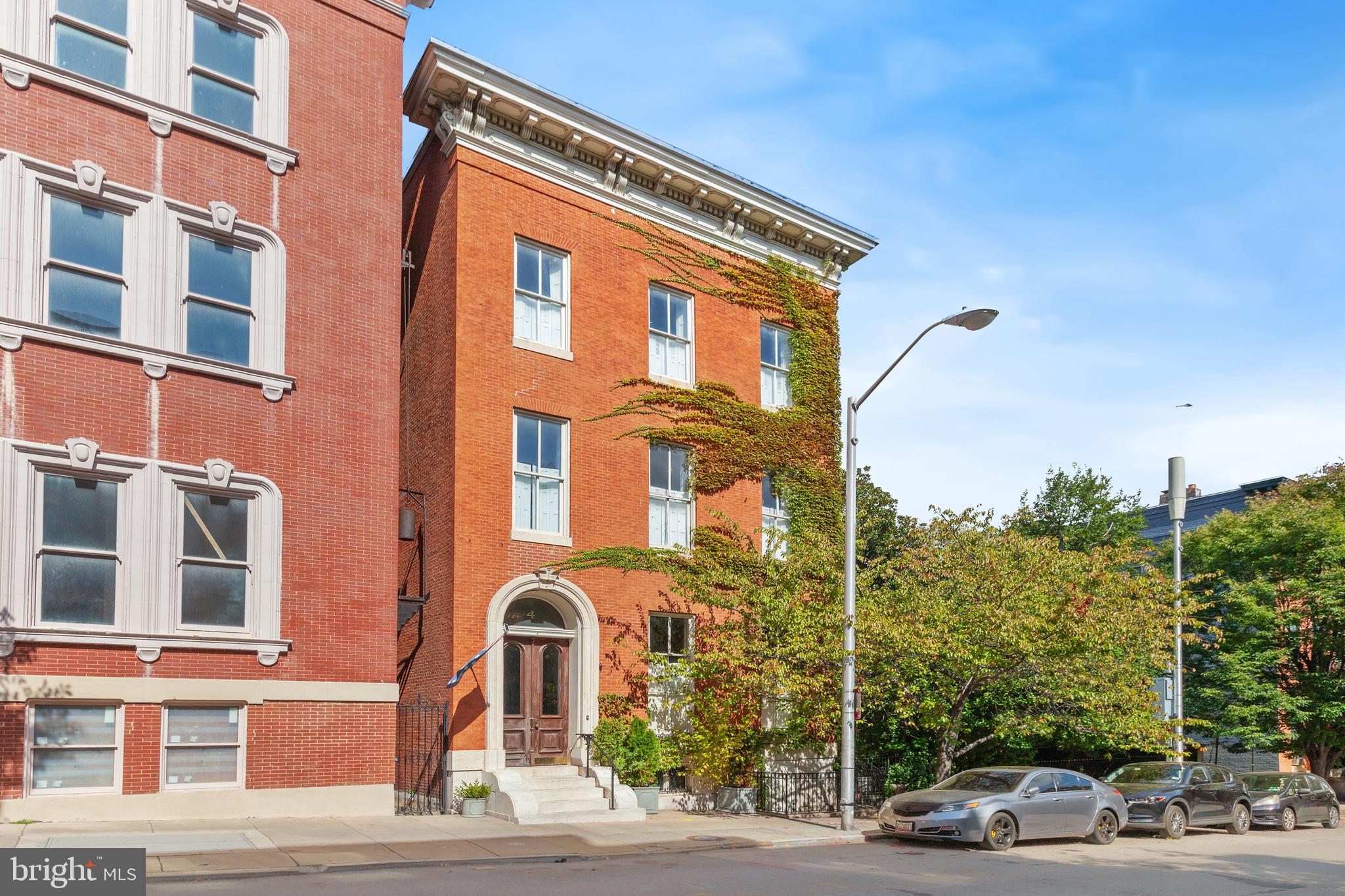 4 East Madison Street Baltimore, MD 21201 - Photo 2 of 52 At the Foot of the Washington Monument and Parks