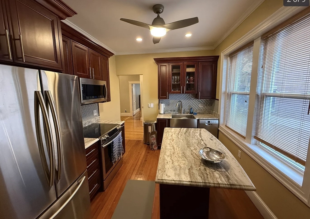 34 Parkman Street, Unit 3 Brookline, MA 02446 - Photo 2 of 12