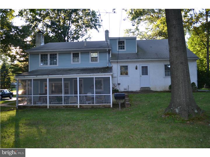 3847 Shelley Road Huntingdon Valley, PA 19006 - Photo 2 of 14 Exterior Back