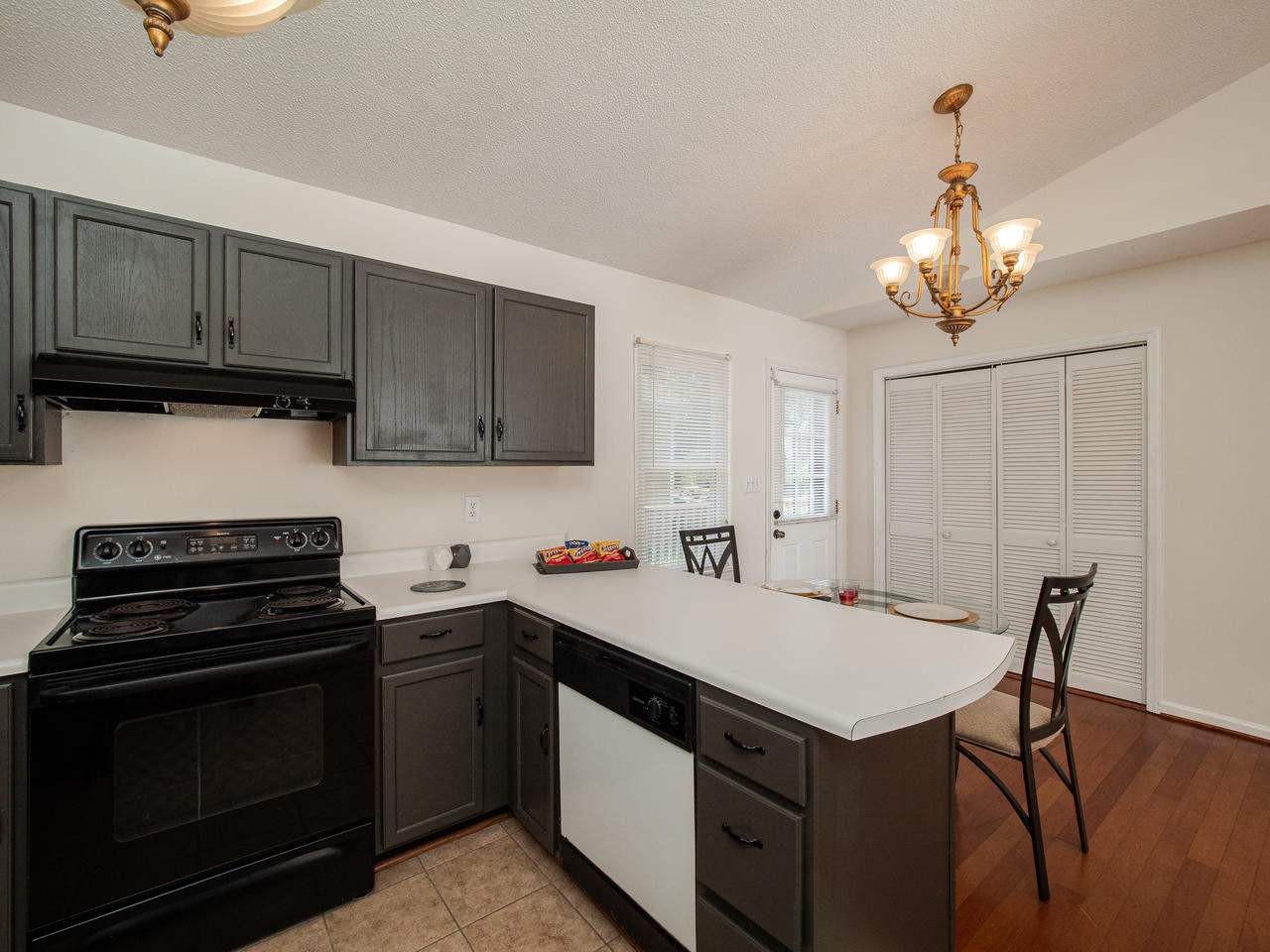 915 Brighton Road Raleigh, NC 27610 - Photo 6 of 22 Kitchen