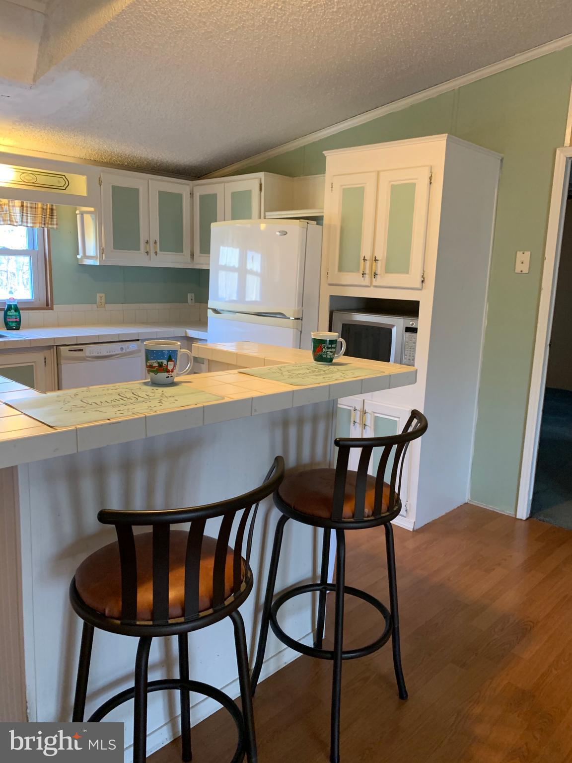 233 Short Kearneysville, WV 25430 - Photo 11 of 33 Spacious Bright Kitchen with breakfast bar open