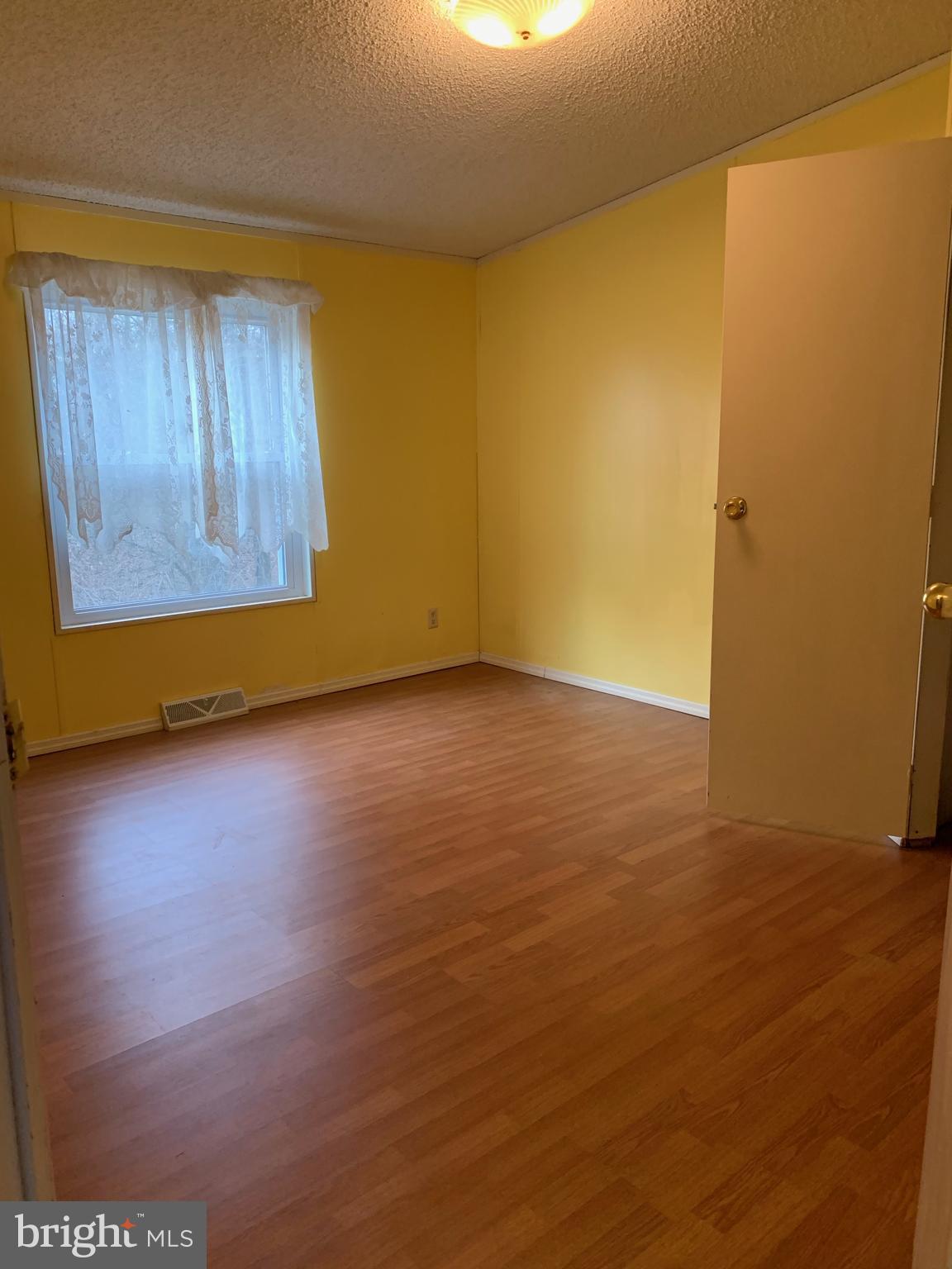 233 Short Kearneysville, WV 25430 - Photo 22 of 33 View of Bedroom #3 Bright & Cheery & Love the view