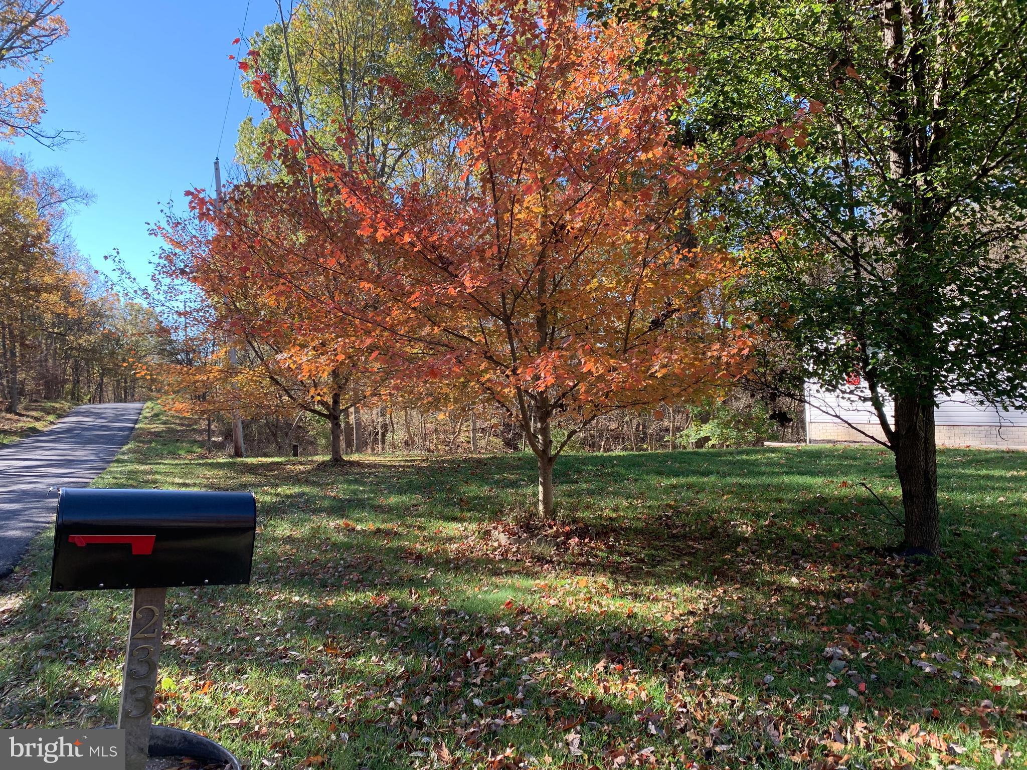 233 Short Kearneysville, WV 25430 - Photo 4 of 33 Exterior Surroundings View