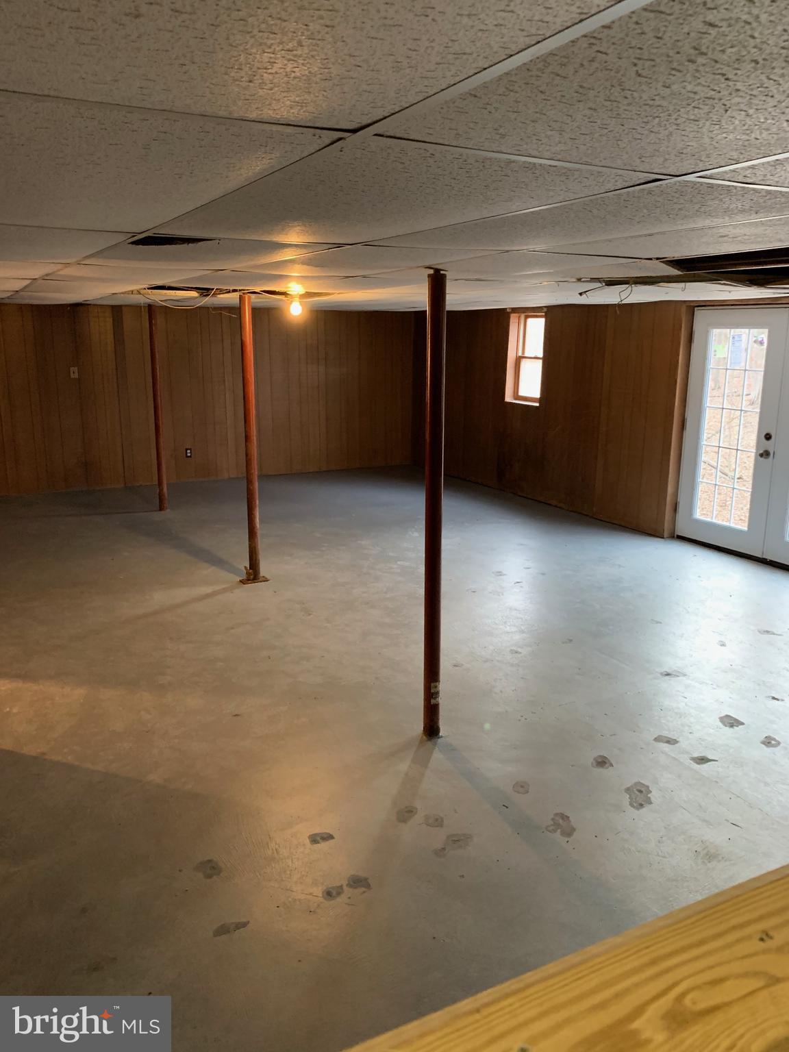 233 Short Kearneysville, WV 25430 - Photo 33 of 33 Basement view natural light