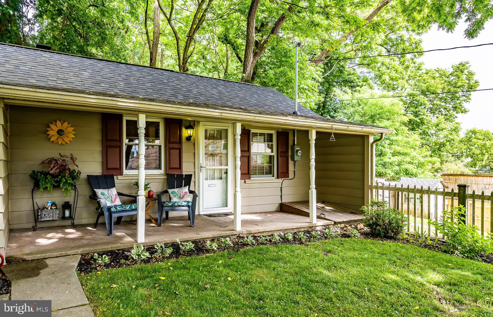 111 Ridge Street Reading, PA 19607 - Photo 2 of 17 Gallery Image 2