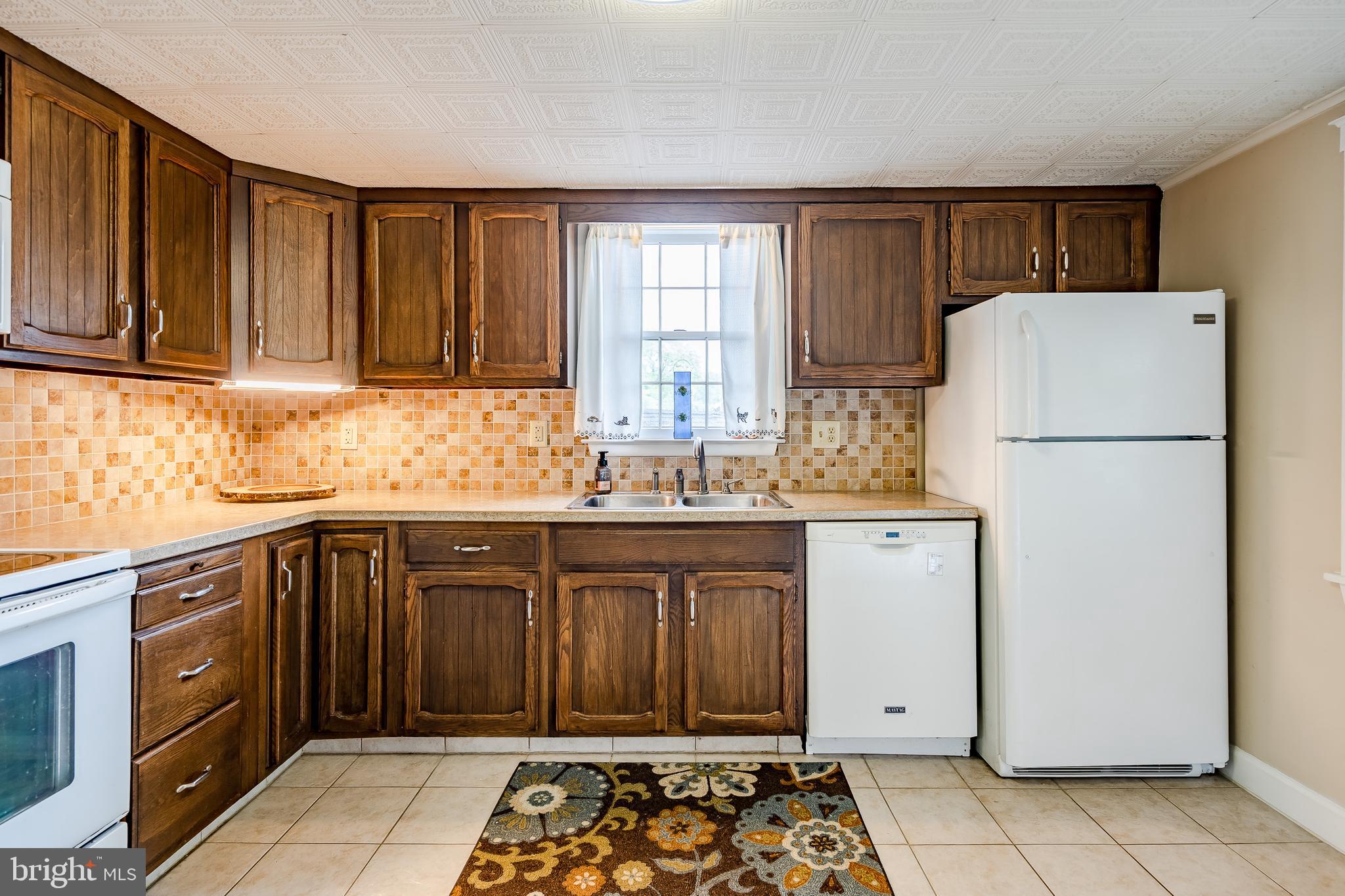 111 Ridge Street Reading, PA 19607 - Photo 8 of 17 Gallery Image 8