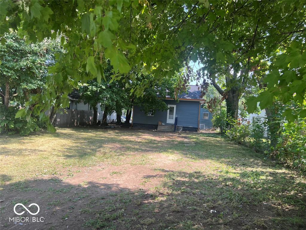 2205 Hendricks Street Anderson, IN 46016 - Photo 2 of 21