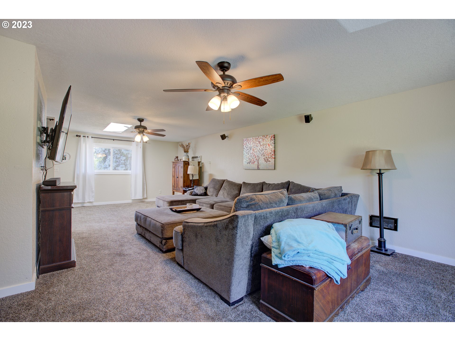 2150 Del Rio Road Roseburg, OR 97471 - Photo 16 of 47 Gallery Image 16