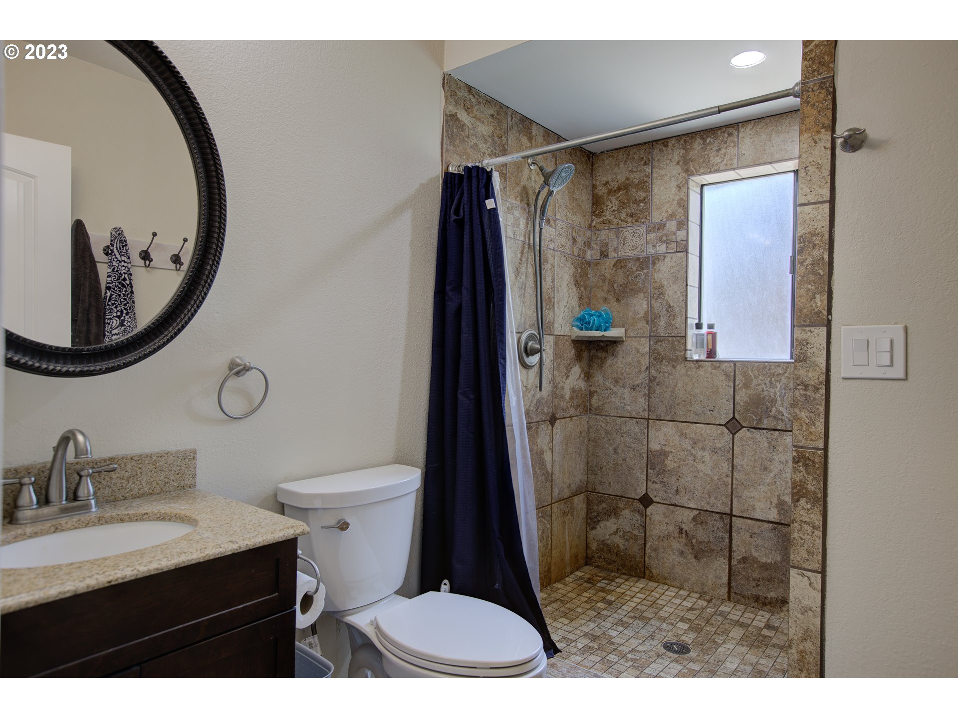 2150 Del Rio Road Roseburg, OR 97471 - Photo 26 of 47 Gallery Image 26