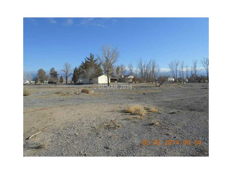 4901 Lawrence Road Pahrump, NV 89048 - Photo 19 of 23 Exterior Back. Lots of room!
