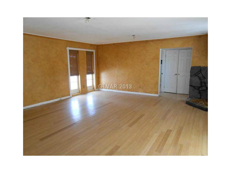 4901 Lawrence Road Pahrump, NV 89048 - Photo 4 of 23 Den.